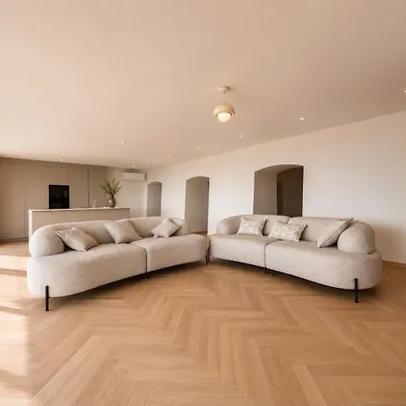 - Le Manoir Belvedere Holiday home *